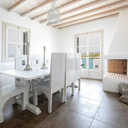 Vila Mykonos Princely Villas - Poolside Luxury Retreats *