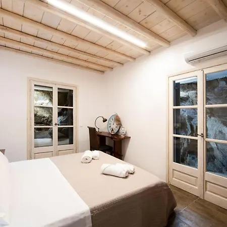 Mykonos Princely Villas - Poolside Luxury Retreats Villa Ornósz
