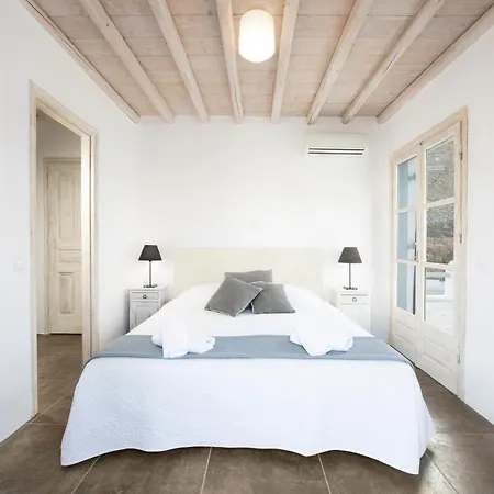Mykonos Princely Villas - Poolside Luxury Retreats